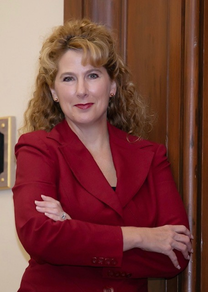 Alice Dowdin Calvillo